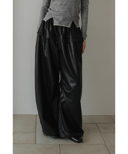 tento(テント)の「Vegan Leather Wide-Leg Pants(その他パンツ・レディース・ブラック/ボルドー/ブラウン・38/36)」の2枚目の写真