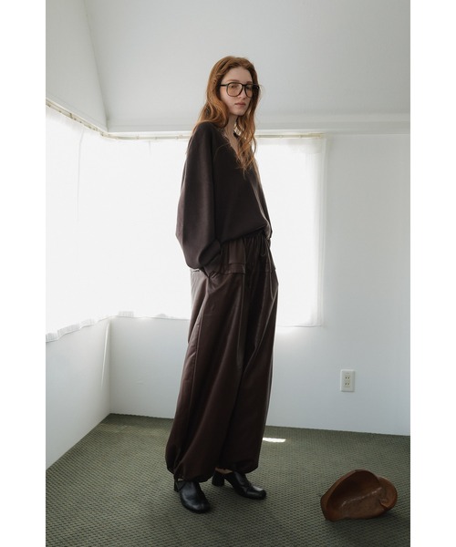 tento(テント)の「Vegan Leather Wide-Leg Pants(その他パンツ・レディース・ブラック/ボルドー/ブラウン・38/36)」の15枚目の写真