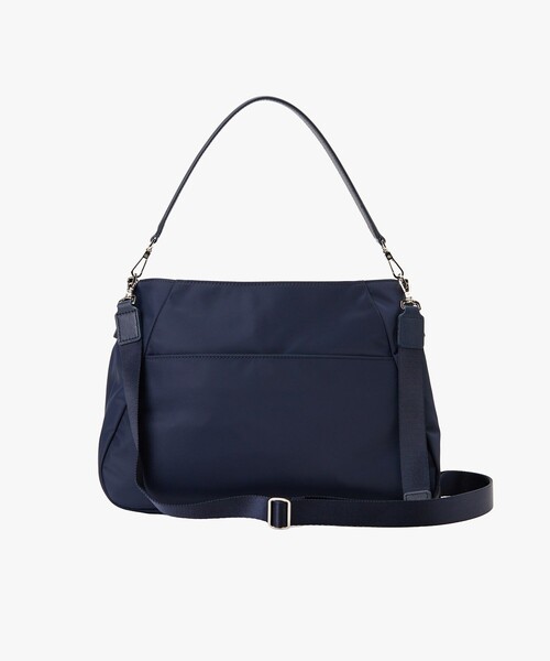 agnes b.(アニエスベー)の「ナイロン 2way ミディアム ショルダーバッグ "Origami" ABS07-02(ショルダーバッグ・レディース・ネイビー・FREE)」の6枚目の写真