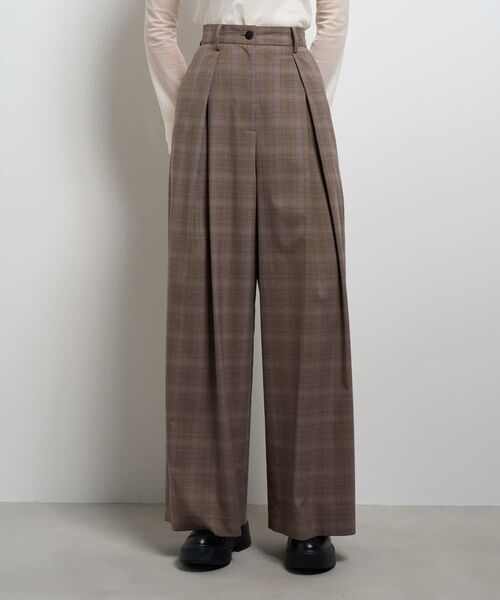 LANVIN en Bleu(ランバンオンブルー)の「ウールトロピカルタックワイドパンツ(その他パンツ・レディース・ベージュ/ブラウン/チャコールグレー・36/38)」の3枚目の写真