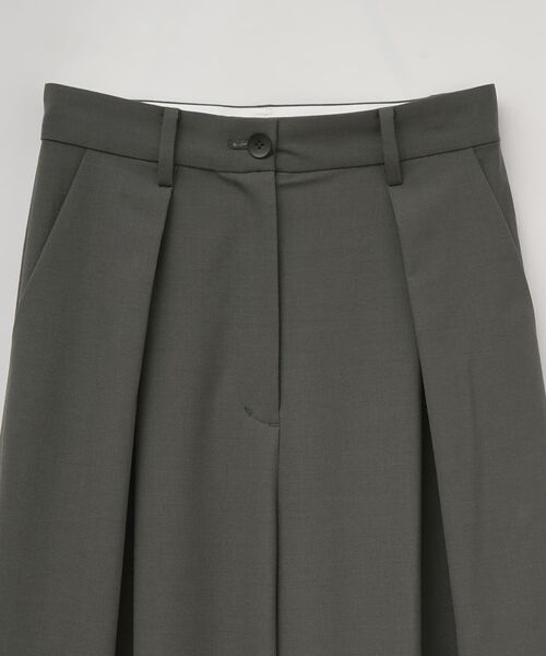 LANVIN en Bleu(ランバンオンブルー)の「ウールトロピカルタックワイドパンツ(その他パンツ・レディース・ベージュ/ブラウン/チャコールグレー・36/38)」の6枚目の写真