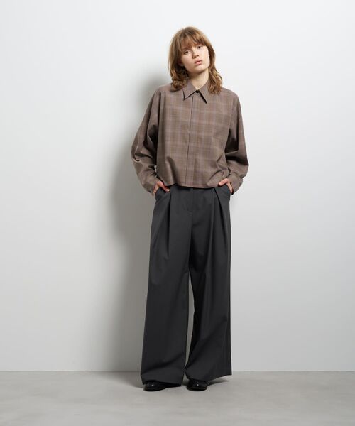 LANVIN en Bleu(ランバンオンブルー)の「ウールトロピカルタックワイドパンツ(その他パンツ・レディース・ベージュ/ブラウン/チャコールグレー・36/38)」の19枚目の写真