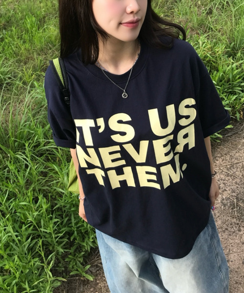 VIVID LADY(ビビッドレディー)の「ロゴプリント 半袖Tシャツ(Tシャツ/カットソー・レディース・ブラック/オートミール/ライトブルー/グレー/ネイビー・FREE)」の16枚目の写真