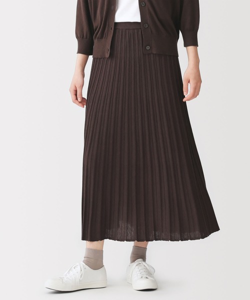無印良品（ムジルシリョウヒン）の「婦人　なめらかニットフレアスカート（スカート・レディース・ブラック/ブラウン系/ダークブラウン・M/XL/S）」の3枚目の写真