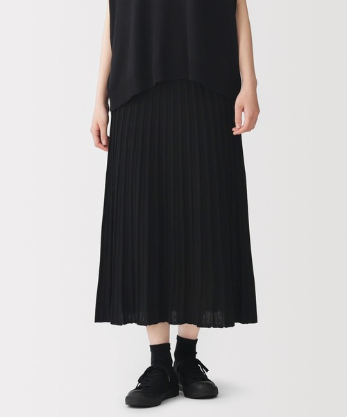 無印良品（ムジルシリョウヒン）の「婦人　なめらかニットフレアスカート（スカート・レディース・ブラック/ブラウン系/ダークブラウン・M/XL/S）」の2枚目の写真