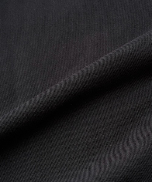Juha（ユハ）の「DIMENSIONAL KNEE TUCK PANTS（カーゴパンツ・メンズ・ブラック/ベージュ/チャコールグレー・2/3/4）」の17枚目の写真