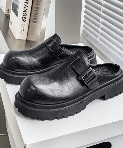 B.R.U(ブル)の「バックルデザインボリュームソールサボ(サンダル・メンズ・ブラック/ブラック系その他・MEDIUM/LARGE)」の17枚目の写真