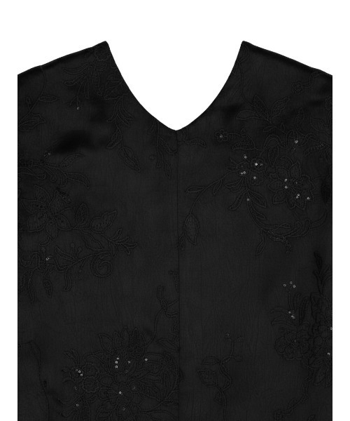 Ameri（アメリ）の「SEQUIN EMBROIDERY SATIN PONCHO（ポンチョ・レディース・ブラウン/ブラック・FREE）」の7枚目の写真