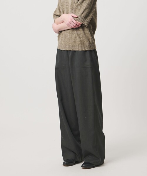 LOEFF（ロエフ）の「＜LOEFF＞ポリエステルラチネ ファティーグ パンツ（その他パンツ・レディース・ブラック/ベージュ/ダークグレー・1/0）」の2枚目の写真