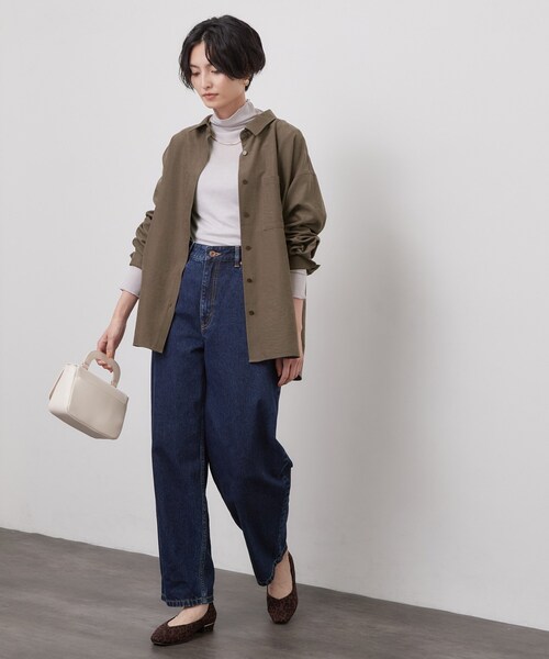OPAQUE.CLIP(オペークドットクリップ)の「なめらかシアーハイネックカットソー【洗濯機OK/抗ピル】(Tシャツ/カットソー・レディース・ホワイト/ピンク/ライトグレー/ブラック・38/36/40/42)」の11枚目の写真