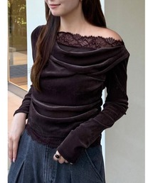 SNIDEL（スナイデル）の「【USAGI ONLINE/ZOZOTOWN限定】レーストリムワンショルカットソー（Tシャツ/カットソー）」