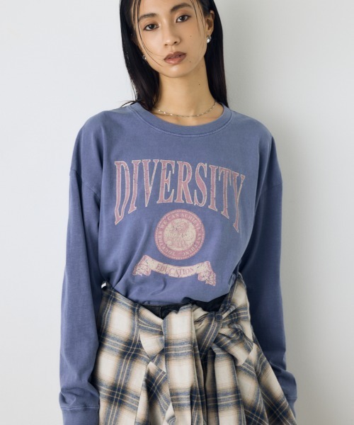 AZUL by moussy(アズールバイマウジー)の「ピグメントロックTシャツ 秋服 冬服 春服 ロンT 長袖 プリントTシャツ ロゴT(Tシャツ/カットソー・レディース・ブルー/ブラック・FREE)」の14枚目の写真