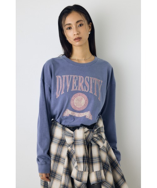 AZUL by moussy(アズールバイマウジー)の「ピグメントロックTシャツ 秋服 冬服 春服 ロンT 長袖 プリントTシャツ ロゴT(Tシャツ/カットソー・レディース・ブルー/ブラック・FREE)」の15枚目の写真