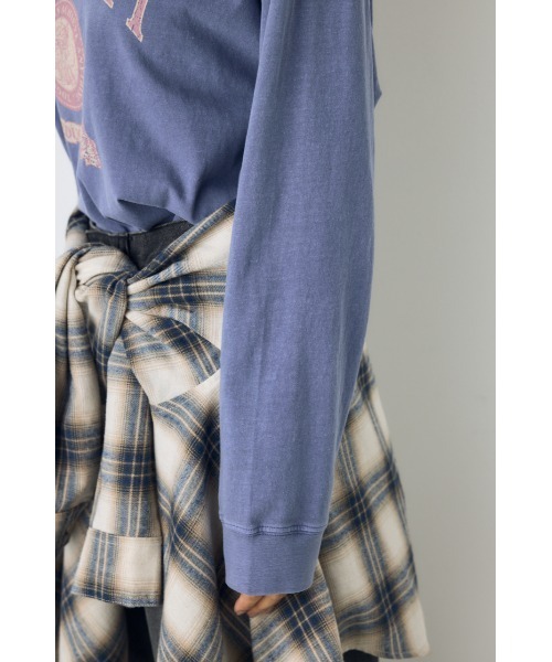 AZUL by moussy(アズールバイマウジー)の「ピグメントロックTシャツ 秋服 冬服 春服 ロンT 長袖 プリントTシャツ ロゴT(Tシャツ/カットソー・レディース・ブルー/ブラック・FREE)」の22枚目の写真