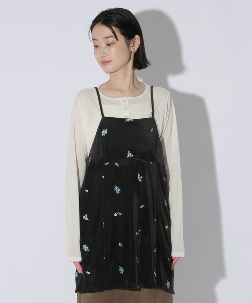 LAKOLE(ラコレ)の「2WAY刺繍ベロアミニワンピース / 1074590(ワンピース・レディース・ブラウン/ブラック・FREE)」の12枚目の写真