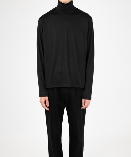 LAD MUSICIAN(ラッドミュージシャン)の「WOOL JERSEY HIGH NECK LONG SLEEVE T-SHIRT(Tシャツ/カットソー・メンズ・ブラック/チャコールグレー・44/46/42)」の6枚目の写真