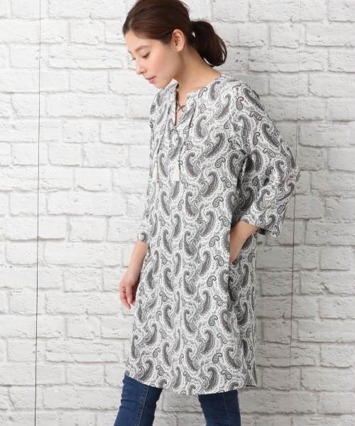 LEPSIM(レプシィム)の「ムジガラヨウリュウワンピース 744398(ワンピース・レディース・ブルー系その他/オフホワイト/ブラック系その他/グレー・LARGE/MEDIUM)」の2枚目の写真