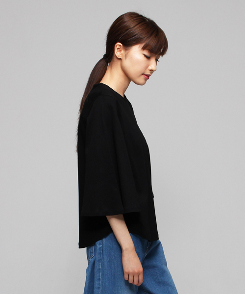 AVIE(アビィ)の「フレアースリーブTシャツ(Tシャツ/カットソー・レディース・ボルドー/グリーン系その他/ブラック・38)」の10枚目の写真
