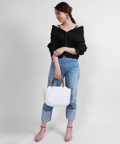 12Twelve Agenda(トゥエルブ アジェンダ)の「3WAYオフショル風ビスチェ付シャツ(シャツ/ブラウス・レディース・ブラック/カーキ・M)」の3枚目の写真