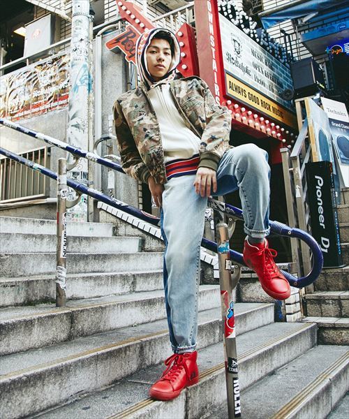HYSTERIC GLAMOUR(ヒステリックグラマー)の「HG STRIPEジャカード 切替PK(パーカー・メンズ・ホワイト/トップグレー/ブラック・MEDIUM/LARGE/SMALL)」の9枚目の写真