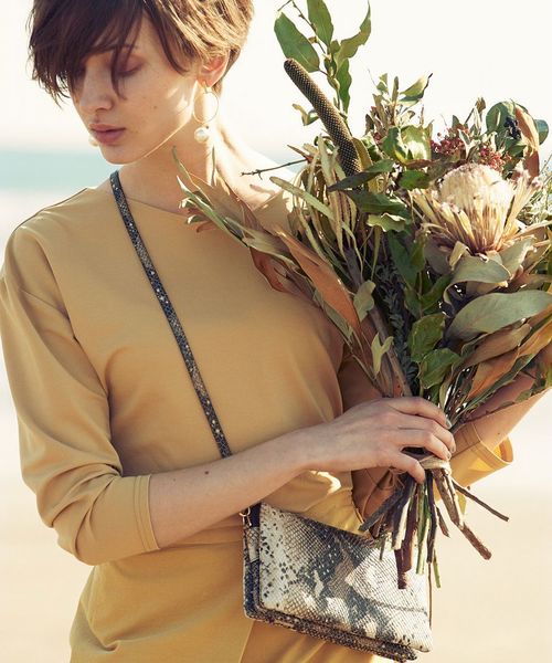 DouDou（ドゥドゥ）の「パイソンウォレットショルダー（ショルダーバッグ・レディース・ベージュ・FREE）」の19枚目の写真