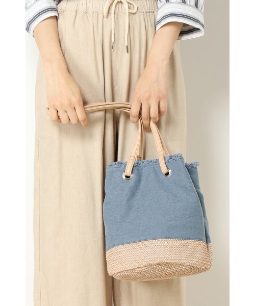 LBC（エルビーシー）の「PP切り替えフリンジバッグ（ショルダーバッグ・レディース・オフホワイト/ブラック/ブルー・FREE）」の3枚目の写真