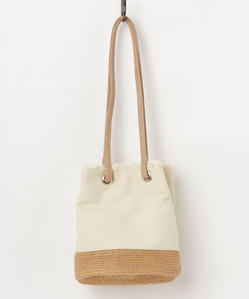 LBC（エルビーシー）の「PP切り替えフリンジバッグ（ショルダーバッグ・レディース・オフホワイト/ブラック/ブルー・FREE）」の5枚目の写真