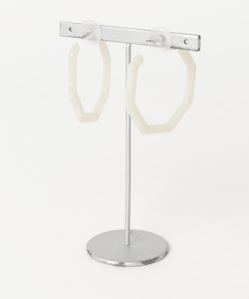 Edit Sheen(エディットシーン)の「べっ甲六角フープピアス(ピアス(両耳用)・レディース・ホワイト/ブラウン・FREE)」の16枚目の写真