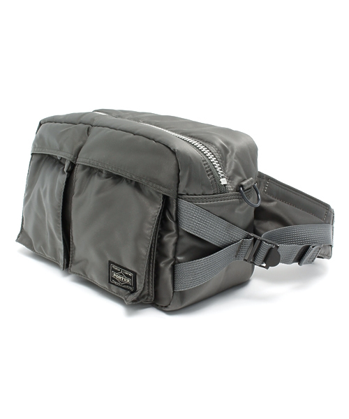 BEAMS（ビームス）の「PORTER / TANKER 30th 2WAY WAIST BAG（ボディバッグ/ウエストポーチ・メンズ・グレー・ONE SIZE）」の11枚目の写真