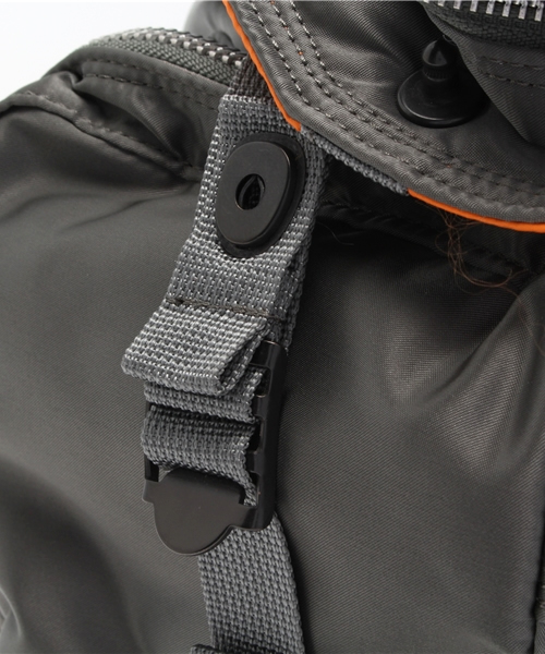 PORTER（ポーター）の「PORTER TANKER RUCKSACK <B印 YOSHIDA SELECT>（バックパック/リュック・メンズ・ブラック系その他・ONE SIZE）」の7枚目の写真