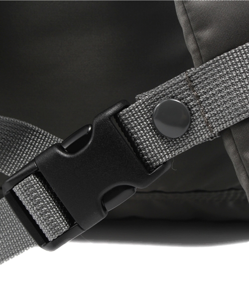 PORTER（ポーター）の「PORTER TANKER RUCKSACK <B印 YOSHIDA SELECT>（バックパック/リュック・メンズ・ブラック系その他・ONE SIZE）」の9枚目の写真