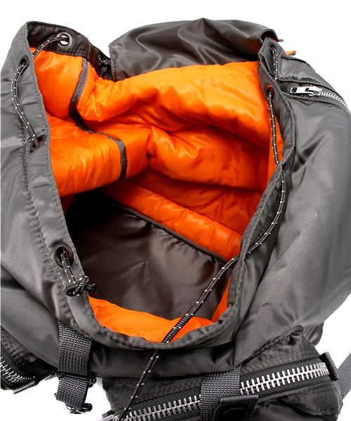 PORTER（ポーター）の「PORTER TANKER RUCKSACK <B印 YOSHIDA SELECT>（バックパック/リュック・メンズ・ブラック系その他・ONE SIZE）」の11枚目の写真