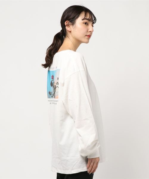 archives(アルシーヴ)の「BACKプリントBIGロンT(Tシャツ/カットソー・レディース・ホワイト/パープル/オフホワイト/モカ・MEDIUM)」の6枚目の写真