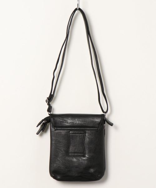Fun & Daily（ファンアンドデイリー）の「F&D : Flap Small Shoulder Bag（ショルダーバッグ・メンズ・ブラック・FREE）」の5枚目の写真