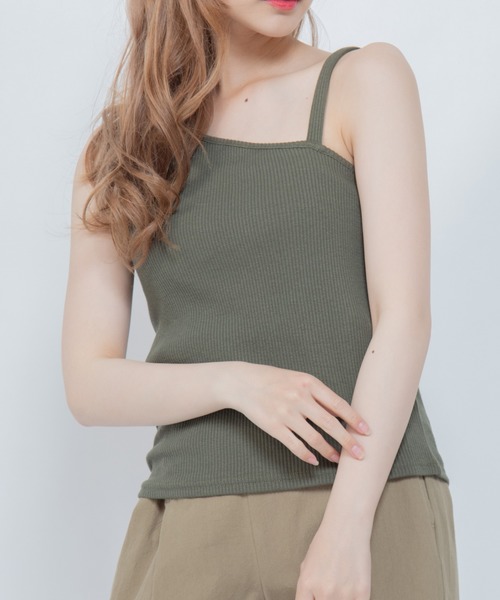 Mysa&Liina(ミーサリーナ)の「アシメリブキャミタンクトップ(タンクトップ・レディース・ブラック/アイボリー/カーキ/グレイッシュベージュ・M)」の4枚目の写真