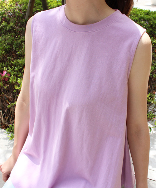 MODE ROBE（モードローブ）の「フレアノースリーブトップス（タンクトップ・レディース・ホワイト/ブラック/ベージュ/パープル・FREE）」の9枚目の写真