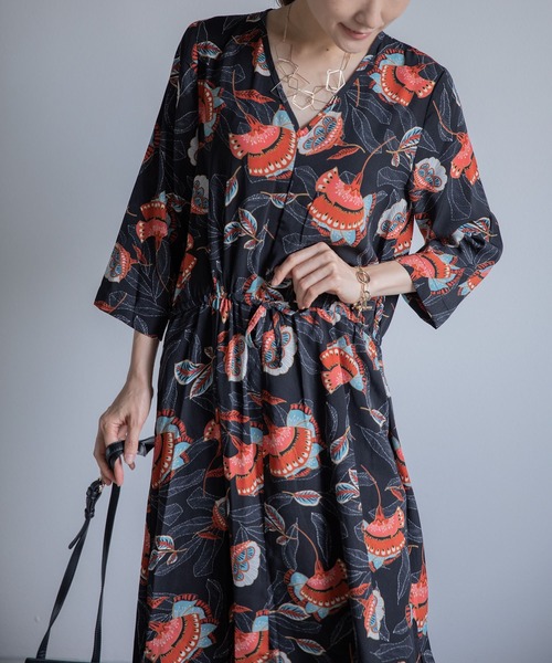 miniyu（ミニュウ）の「《WEB限定》アンティークフラワー和柄調・ワンピース（ワンピース・レディース・ブラック/ネイビー・FREE）」の9枚目の写真