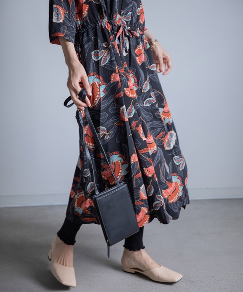 miniyu（ミニュウ）の「《WEB限定》アンティークフラワー和柄調・ワンピース（ワンピース・レディース・ブラック/ネイビー・FREE）」の10枚目の写真