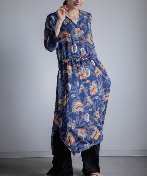 miniyu（ミニュウ）の「《WEB限定》アンティークフラワー和柄調・ワンピース（ワンピース・レディース・ブラック/ネイビー・FREE）」の15枚目の写真