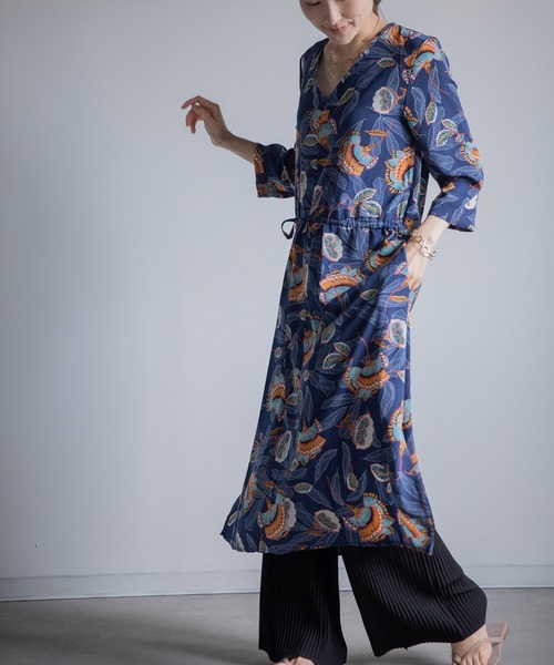 miniyu（ミニュウ）の「《WEB限定》アンティークフラワー和柄調・ワンピース（ワンピース・レディース・ブラック/ネイビー・FREE）」の16枚目の写真