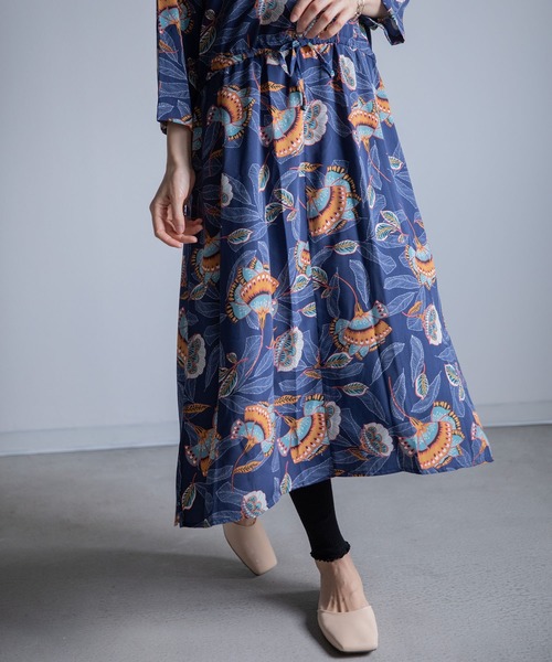 miniyu（ミニュウ）の「《WEB限定》アンティークフラワー和柄調・ワンピース（ワンピース・レディース・ブラック/ネイビー・FREE）」の18枚目の写真