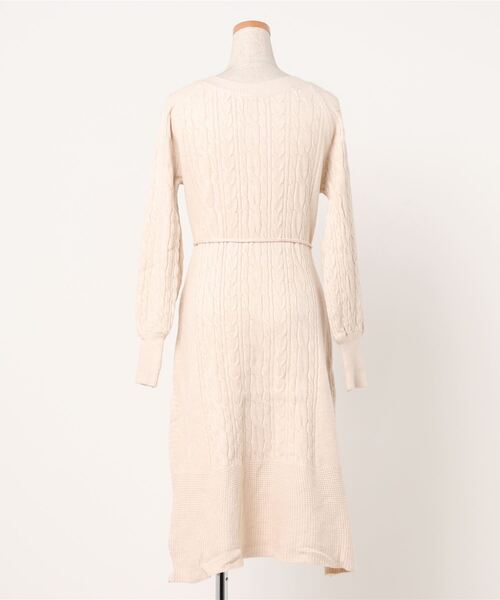 LUGG NAGG（ラグナグ）の「ケーブルニットミモレ丈Aラインワンピース（ワンピース・レディース・ホワイト/グレー/ブラウン/ベージュ・FREE）」の14枚目の写真