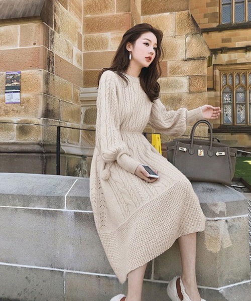 LUGG NAGG（ラグナグ）の「ケーブルニットミモレ丈Aラインワンピース（ワンピース・レディース・ホワイト/グレー/ブラウン/ベージュ・FREE）」の7枚目の写真