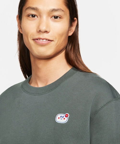 NIKE（ナイキ）の「AS M NSW AIRMOJI CRW FLC SMILE CZ2360-070
