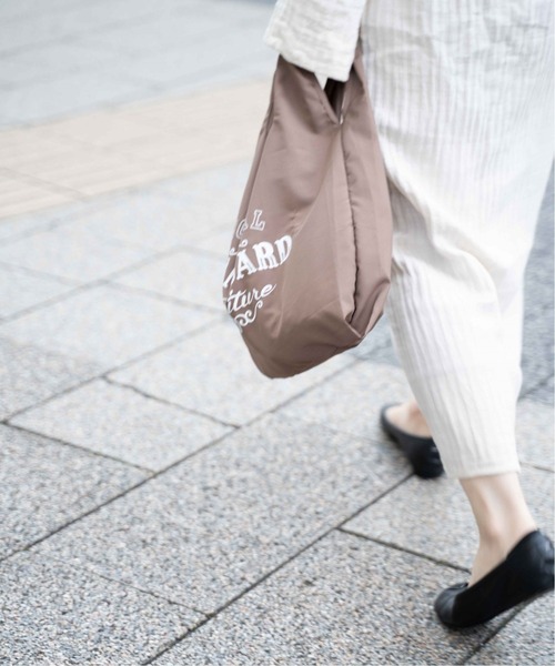 journal standard Furniture （ジャーナルスタンダードファニチャー）の「JSF PACKABLE MARCHE BAG S マルシェバック（エコバッグ/サブバッグ・レディース・その他・FREE）」の5枚目の写真
