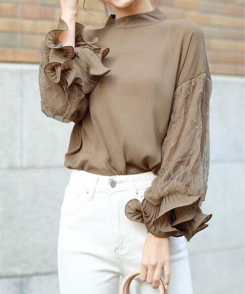 La-gemme(ラジェム)の「ボリュームレース袖スタンドカラートップス(シャツ/ブラウス・レディース・ホワイト/ブラック/ピンク/カーキブラウン・M/L)」の3枚目の写真