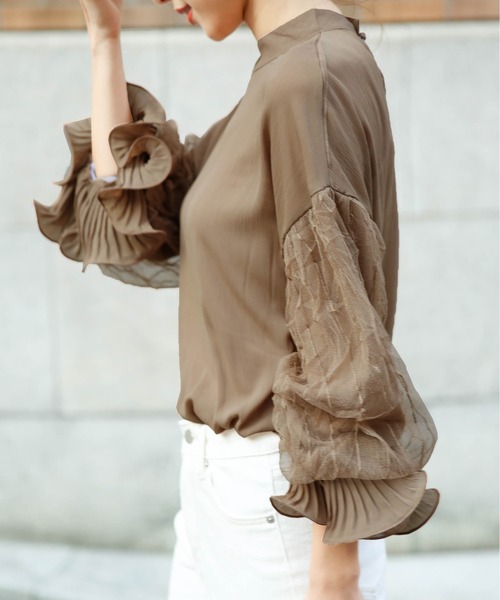 La-gemme(ラジェム)の「ボリュームレース袖スタンドカラートップス(シャツ/ブラウス・レディース・ホワイト/ブラック/ピンク/カーキブラウン・M/L)」の22枚目の写真