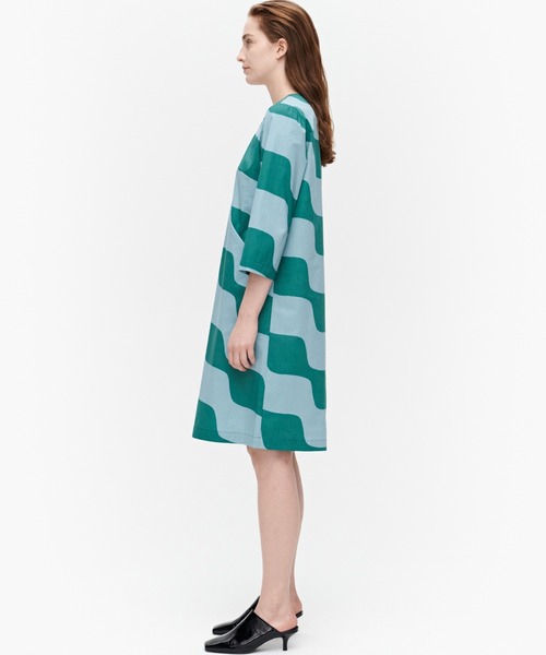 marimekko（マリメッコ）の「TAIFUUNI / Olkoon dress