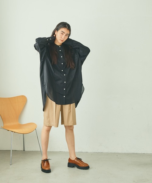 audrey and john wad(オードリーアンドジョンワッド)の「コットンバンドカラーオーバーシルエットシャツ(シャツ/ブラウス・レディース・ホワイト/ブラック・マルチサイズ)」の19枚目の写真