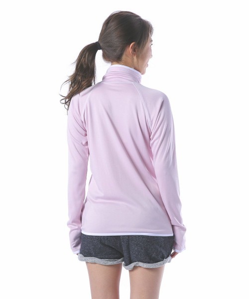 BENETTON (UNITED COLORS OF BENETTON)（ベネトンユナイテッドカラーズオブベネトン）の「【BENETTON / ベネトン】レディースUVスタンドネックラッシュガード / 水陸両用 フィットネス ジム アウトドア マリンレジャー UPF50+（ラッシュガード・レディース・ライトブルー/ブラック/ネイビー/グレー/ターコイズブルー/ブラック×ピンク/ロイヤルブルー・SMALL/MEDIUM/LARGE/X-LARGE）」の17枚目の写真